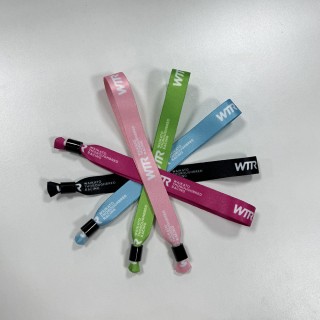 High Quality Custom Event Festival Party Ribbon Satin Fabric One Time Use Brands Logo Text Printing Wristbands Bracelets