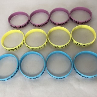 New Customized Logo Print Silicone Bracelets Personalized Wristband Thin Rubber Silicone Wristband with Customized Logo