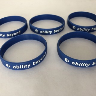 Personalized Gifts Custom Rubber Silicone Sport Jewelry Embossed Wristband Mens Wrist Band Bracelet